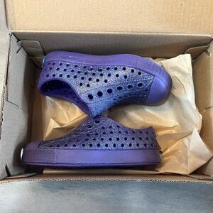 Native Jefferson girls purple violet sparkle shoes 5c with box B1G1 50% off